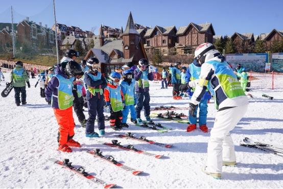 张家口崇礼开幕仪式开启京张冬令营，正式启动