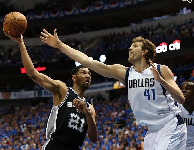 降薪签约成球队夺冠关键：十大球星以牺牲换团