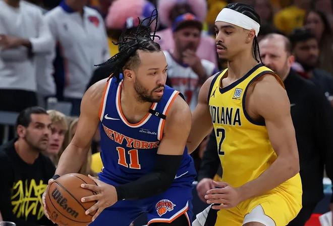 降薪签约成球队夺冠关键：十大球星以牺牲换团